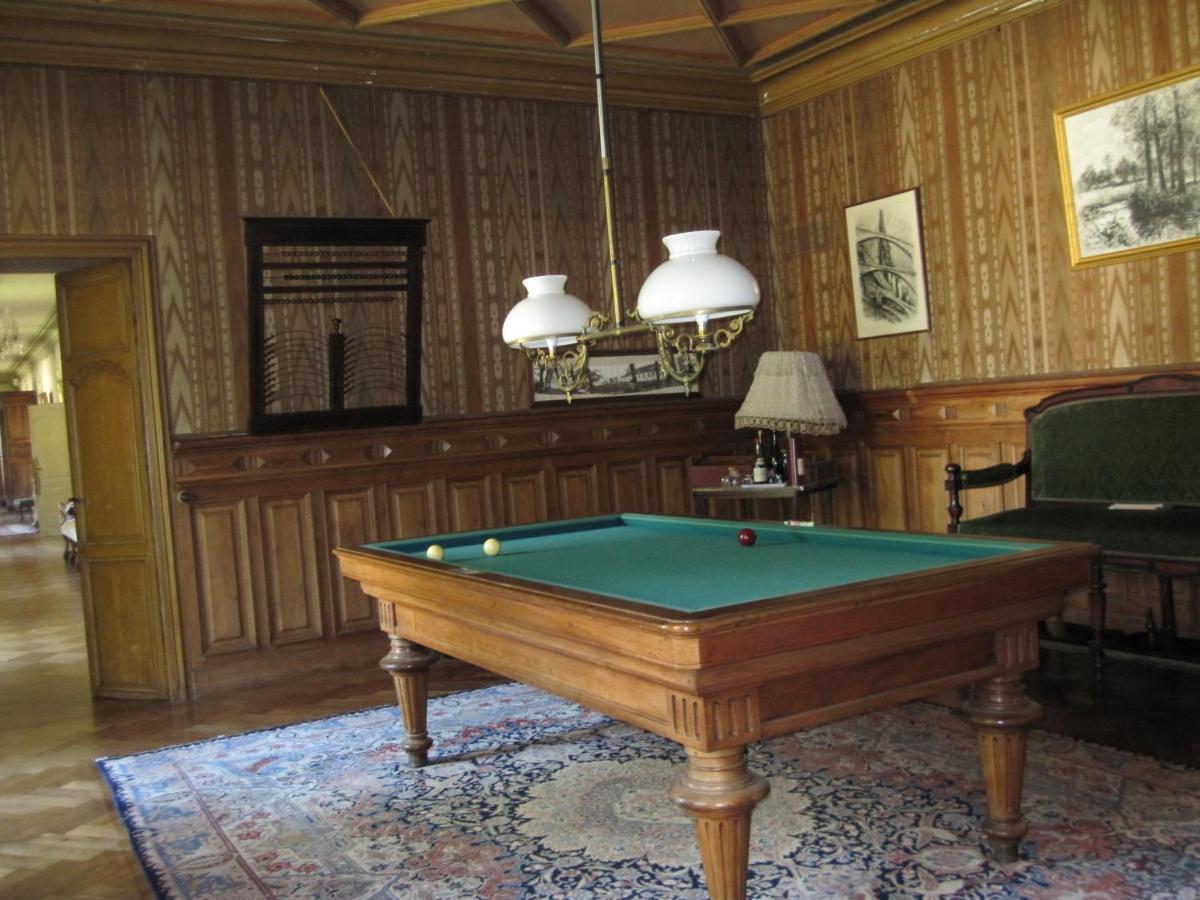 Chateau De Mauvilly Bed and Breakfast Exterior foto
